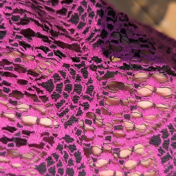 Geometric Textured Dress - Picture 6 of 7